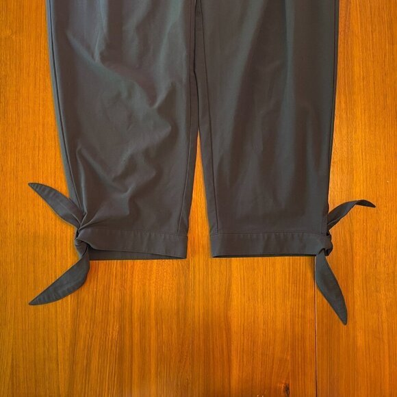 T by Talbots ruched waist Stretch Navy Blue Crop Joggers w/ tie ankle Sz.S - Picture 3 of 6